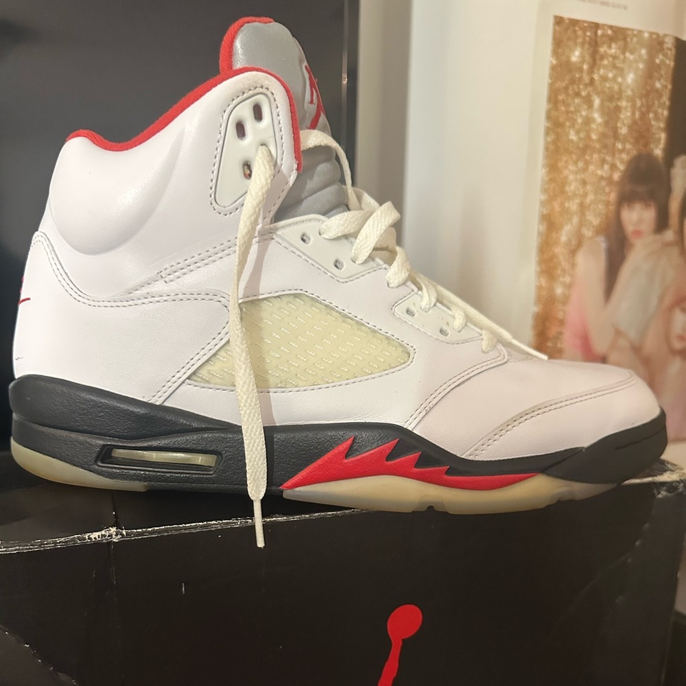 Air Jordan 5 Retro